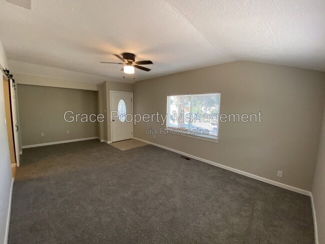 Photo - 636 Tennyson St