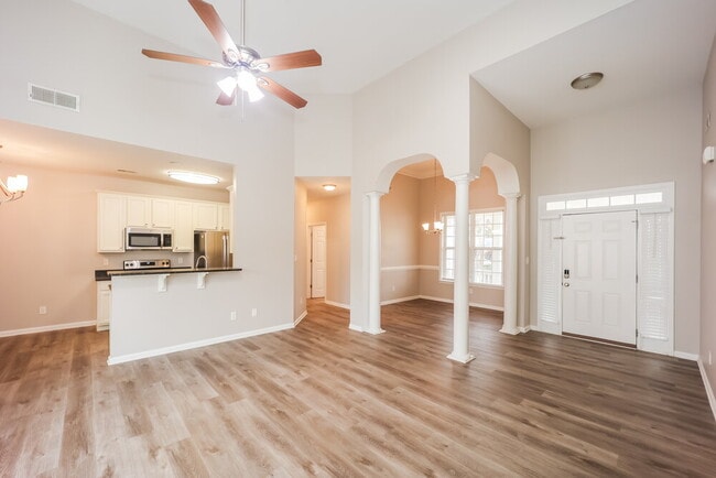 Photo - 54 Cottage Ln