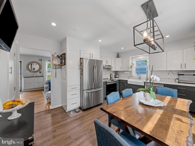 Photo - 8725 W Fort Foote Terrace