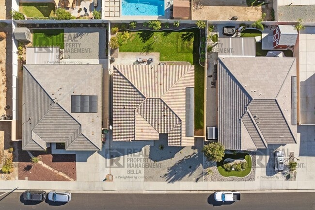 Photo - Spacious 4-Bed, 2-Bath Open-Concept Home i...