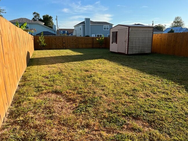 Photo - 507 E 24th St