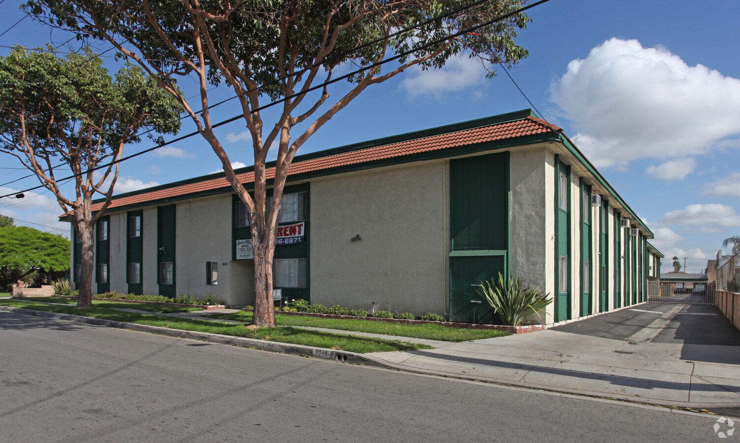 Cedar Villa Apartments - Cedar Villa Apartments