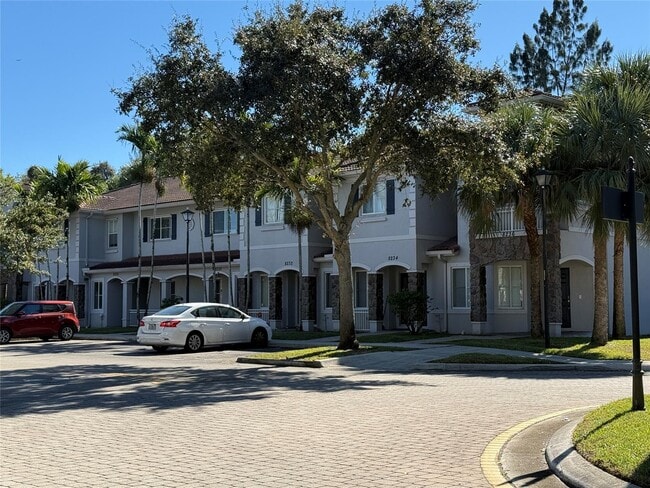 Building Photo - 8250 SW 29th St Rental