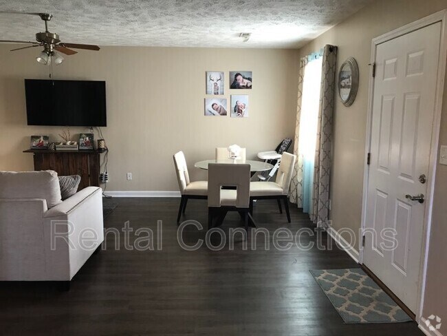Building Photo - 103 N Bentley St Unit C Rental