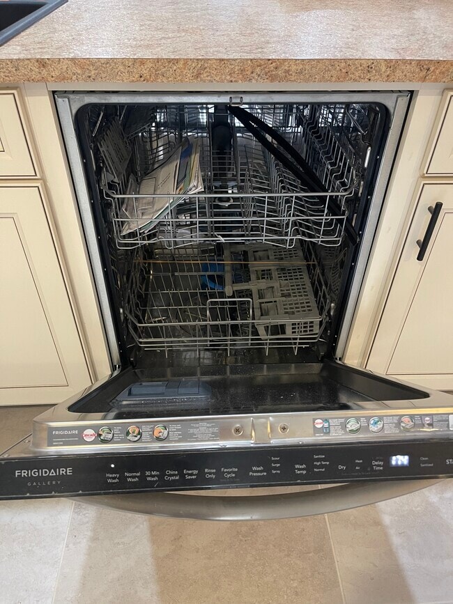 Photo - 4939 SE Salvatori Rd