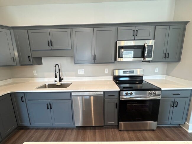 Photo - Newer End-Unit Townhome in Gated 11 South Community