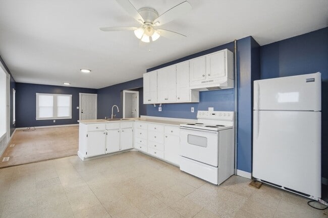 Photo - 882 Liberty St Unit 1