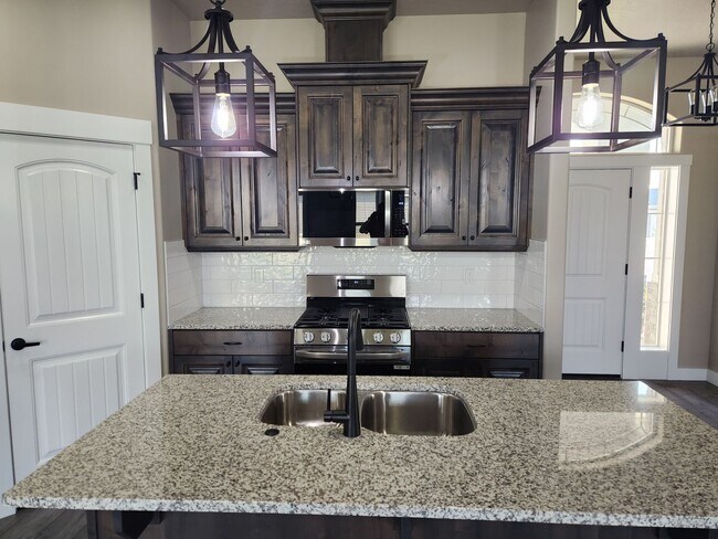 Photo - Brand new 4 bedroom in Heron Ridge Sub.