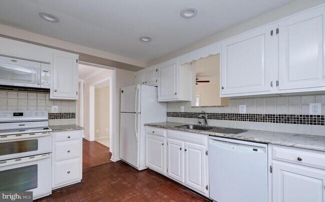 Photo - 12856 Fantasia Dr