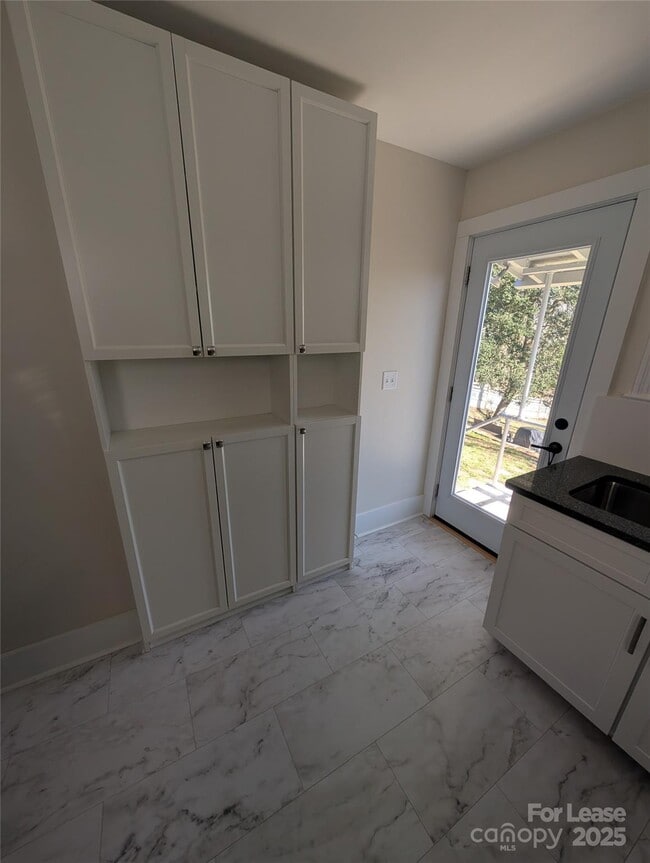 Photo - 243 Woodland Rd