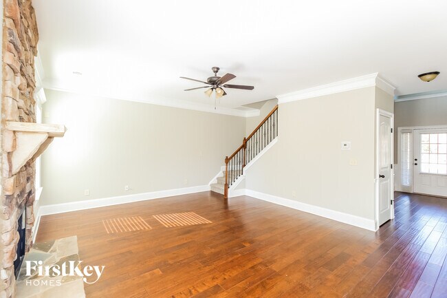 Photo - 102 Birchwood Ct