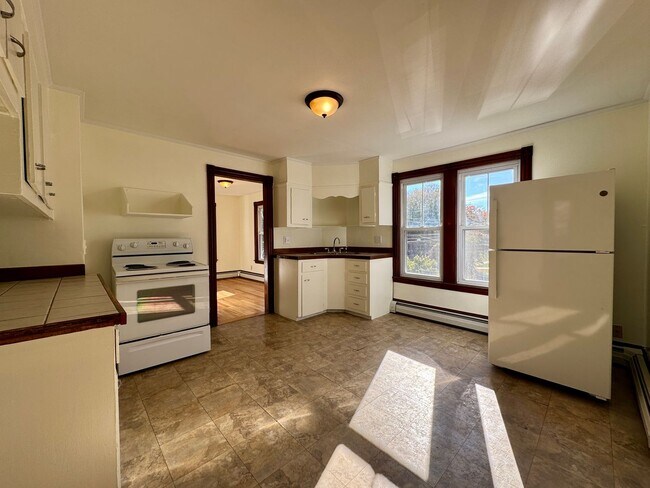 Photo - 187-189 Rochester Street Unit 187 #1