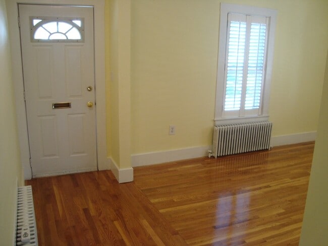4 Beech St Unit 4