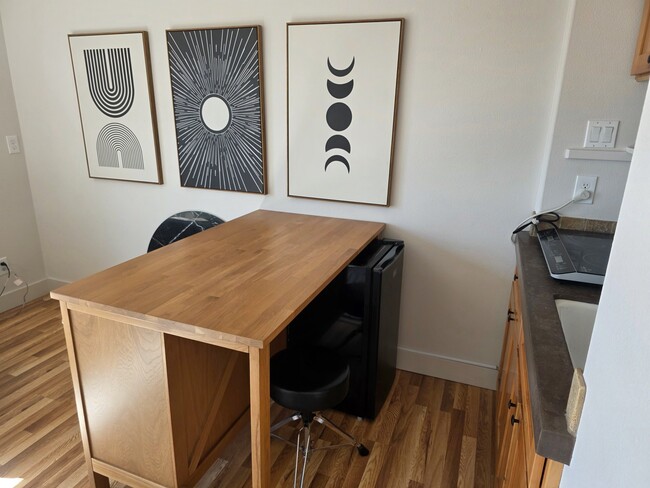 Photo - 1059 NW Saginaw Ave Unit 102