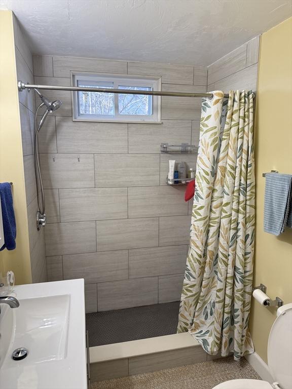 Photo - 43 Leavitt St