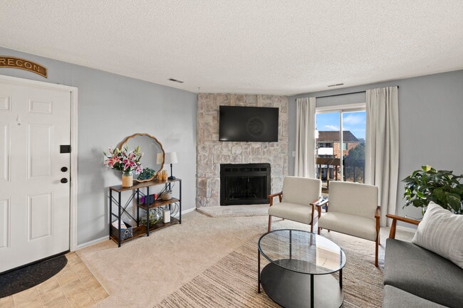 Photo - 814 Tenderfoot Hill Rd Unit 102