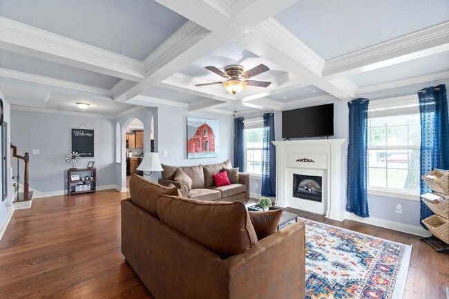 Photo - 206 E St Unidad ID1367386P