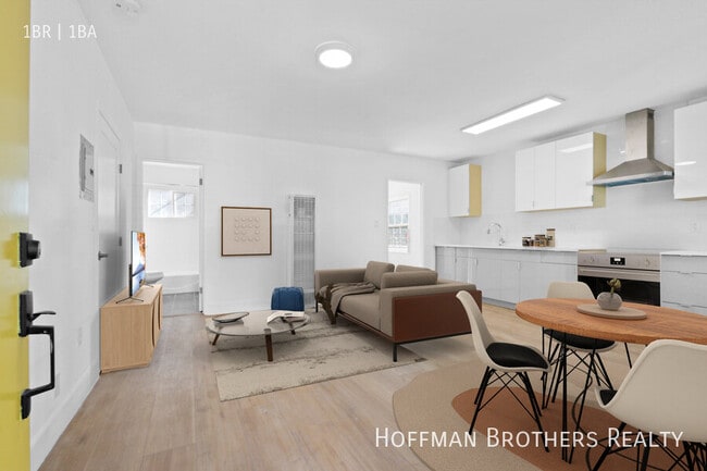 318 Columbia Ave