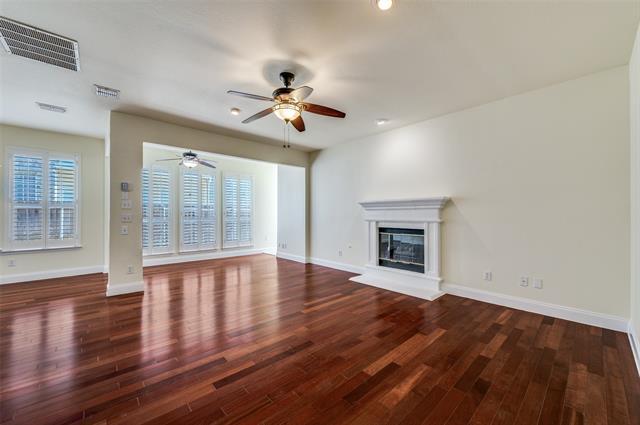 Photo - 535 Hawken Dr