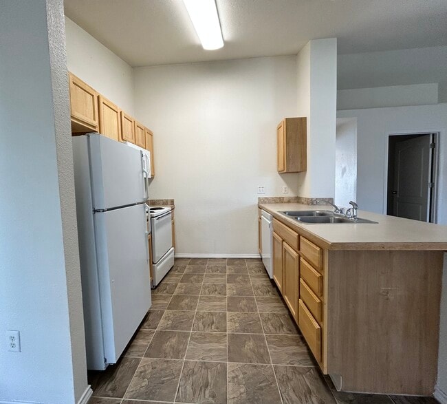 Photo - 11854 W Clover Field Ln Unidad 202