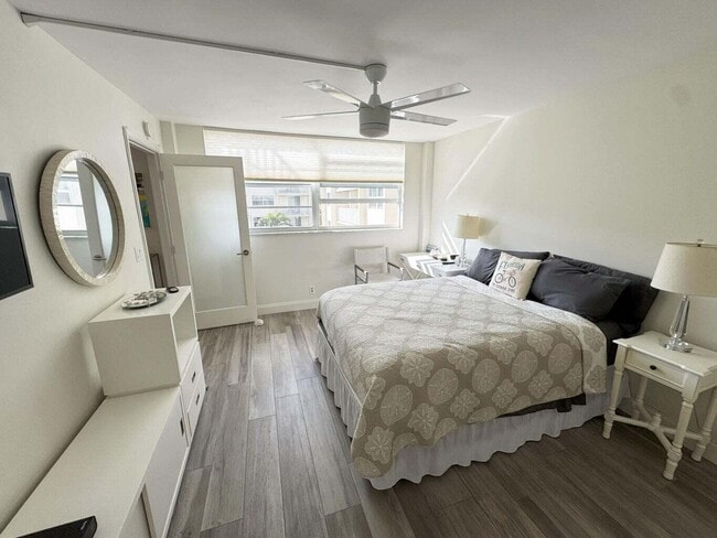 Photo - 2929 S Ocean Blvd Unidad 4130