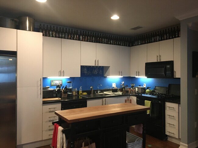 Kitchen2 - 1480 Broadway St Unit 2105