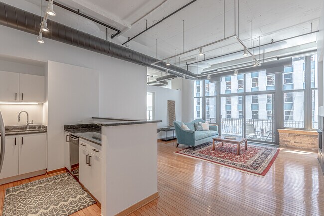 Photo - 333 W Hubbard St Unidad 618