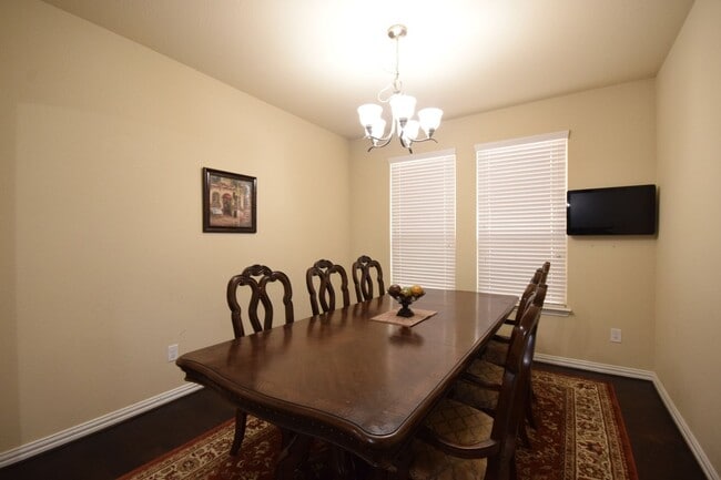 Photo - 4 bed 3 bath house in Prestwyck
