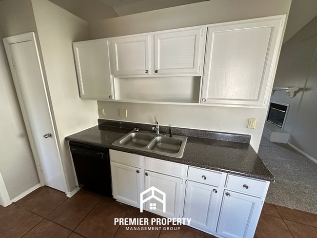 Photo - Charming 3BR/2BA Memphis Home w/ Vaulted Ceilings, Fireplace & Fenced Backyard