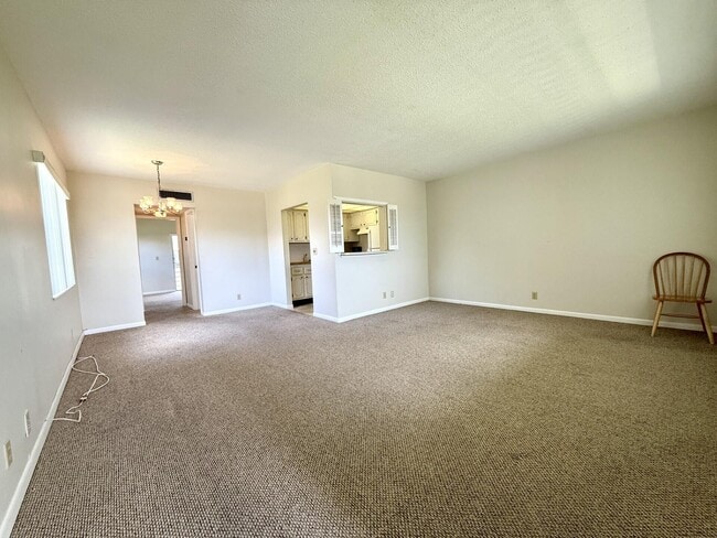 Photo - 69 Norwich C