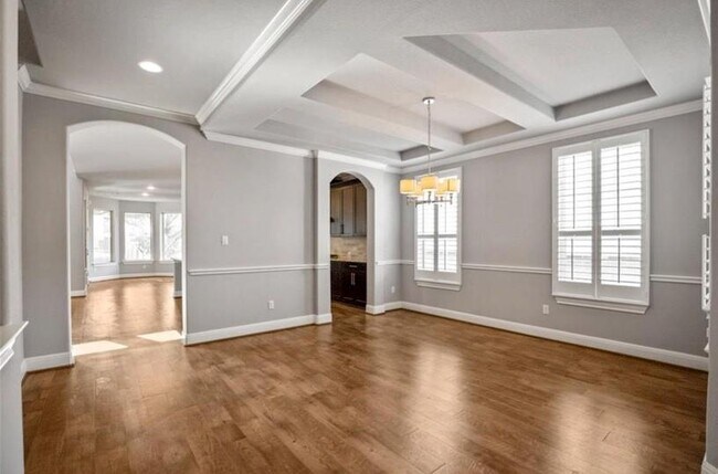 Photo - 16025 La Rosa Dr