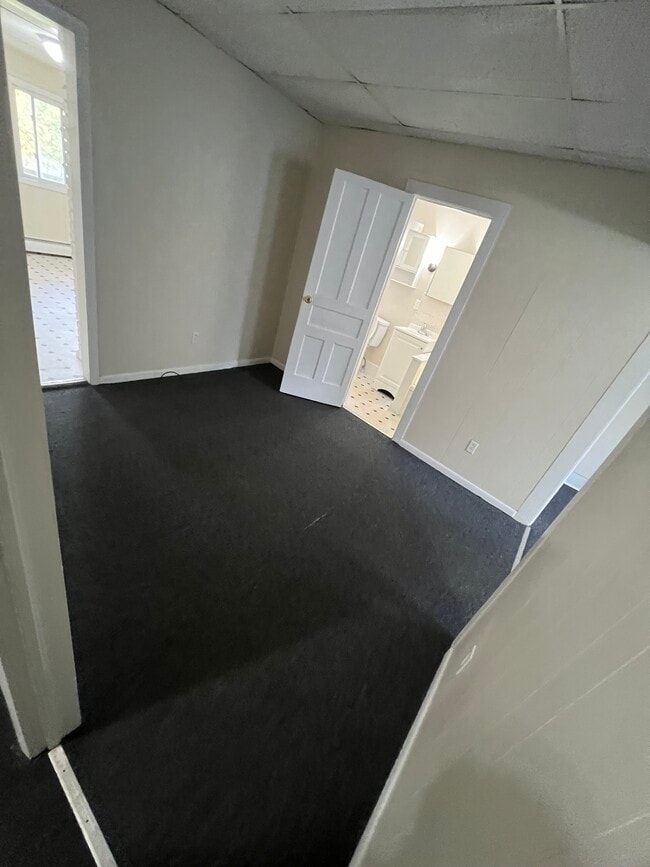 Photo - 122 S Main St Unit 3