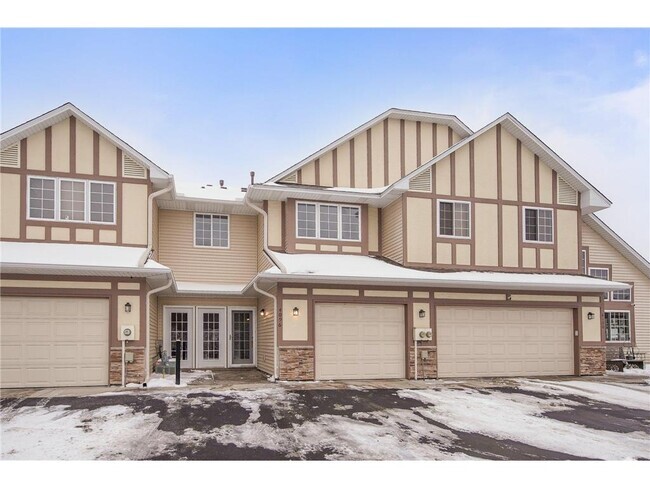 Building Photo - 4096 Meadowlark Curve Rental