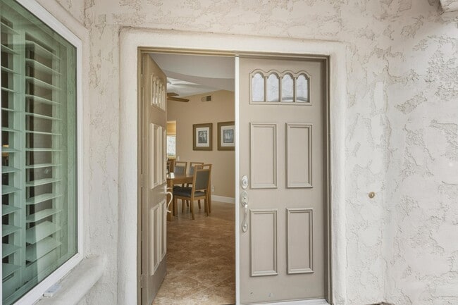 Photo - 223 Desert Falls Dr E