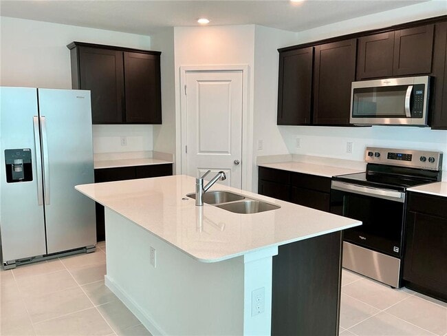Photo - 3754 Benham Rise Rd