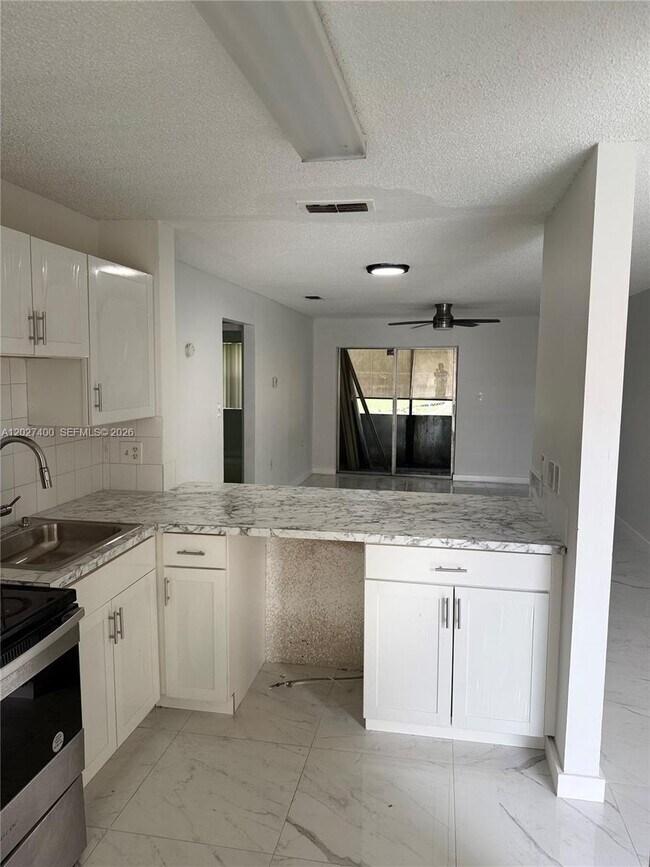 Photo - 2272 SW 81st Ave Unit 2272