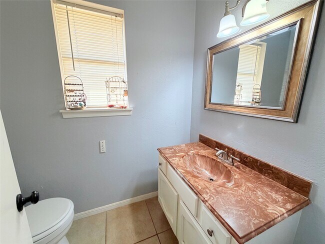 Building Photo - 14790 Cypress Dr