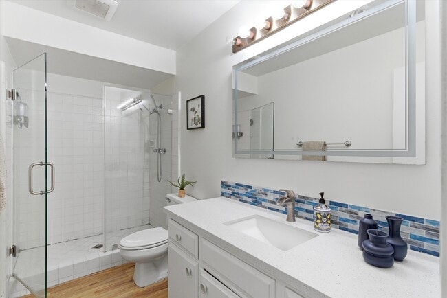 Photo - 3609 E 2nd St Unit 207