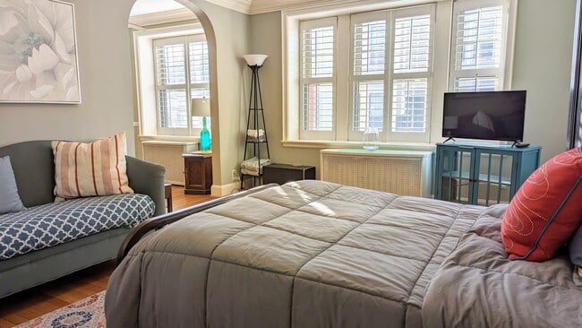 Photo - Bryant Apartments