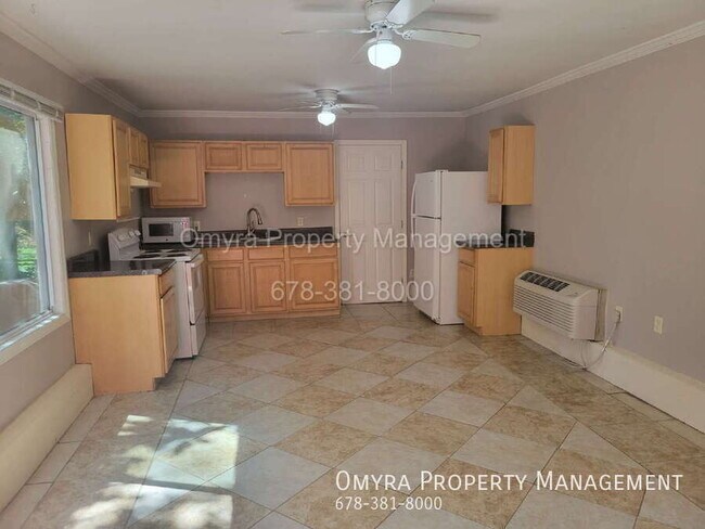 Photo - 591 Bolan St SE