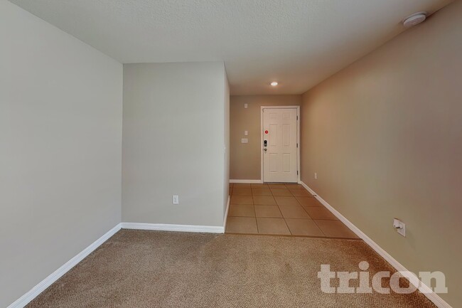 7846 Broad Pointe Dr