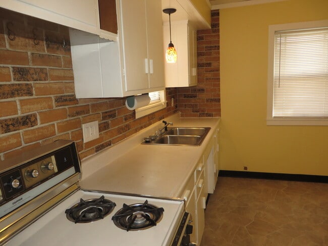 Photo - 826 Nuttman Ave Unit Nuttman 1