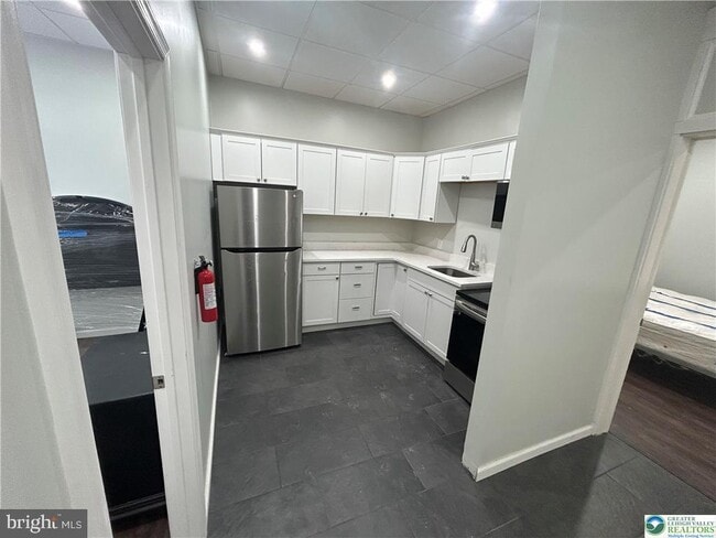 Photo - 120 S Main Ave