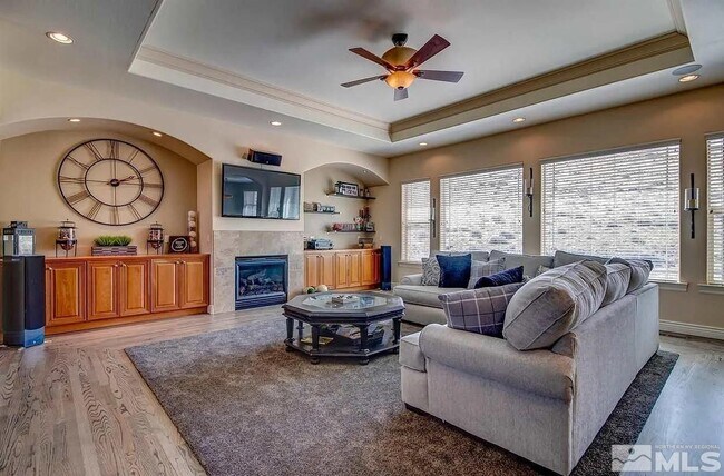 Photo - 5710 Prairie Dunes Court