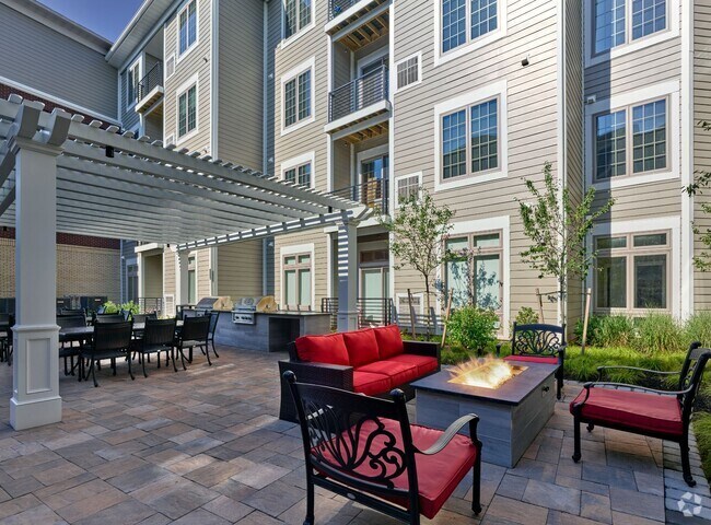 Building Photo - Crossings Raritan Rental