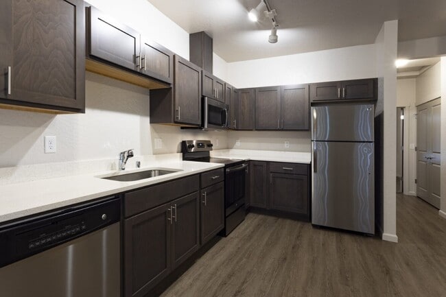Building Photo - Legacy Villas Rental