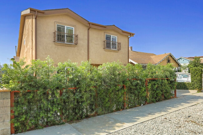 3424 Bellevue - 3424 Bellevue Ave