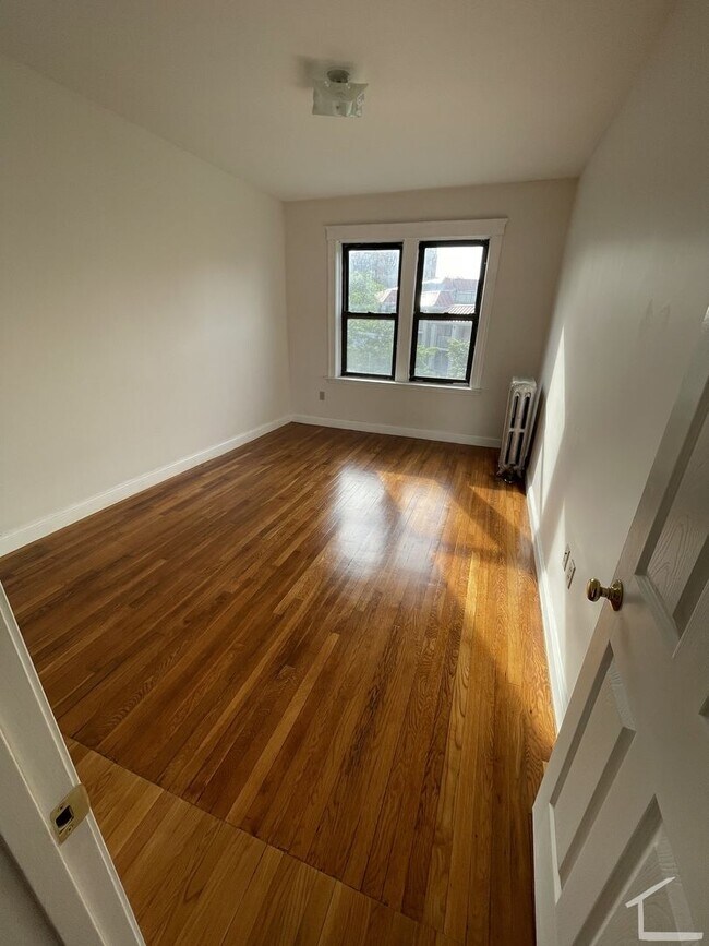Photo - Very Spacious Brighton 4-bed, 2-bath with Heat/Hot Water Included