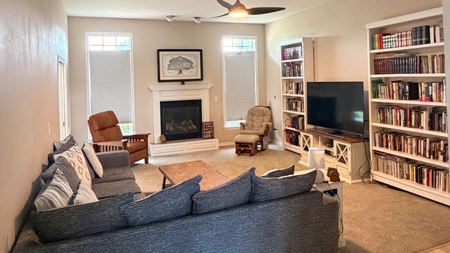 Photo - 1135 S Rosedale Square