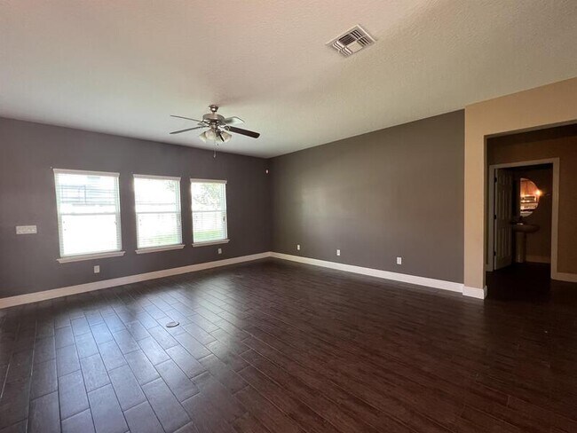 Photo - 14036 Lonecreek Ave